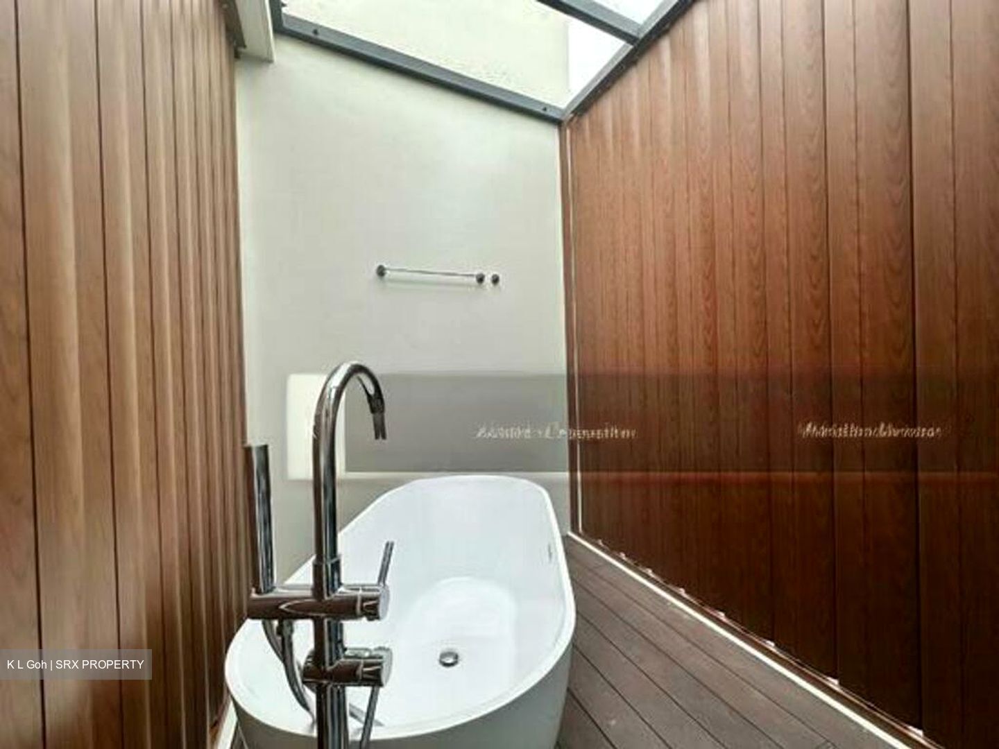 Bedok Avenue (D16), Semi-Detached #496117051